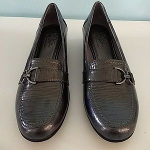 NWOT Life Stride Shoes